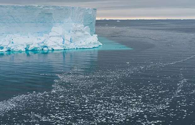 Descubren granito gigante oculto bajo la capa de hielo de la Antártida Occidental