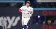 Blue Jays y un cuadrangular de Alejandro Kirk vencen a los Dodgers en el Juego 1 de la Serie Mundial
