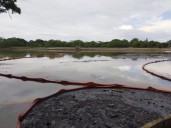 Pemex y autoridades recuperan 2 millones de litros de hidrocarburo en Veracruz