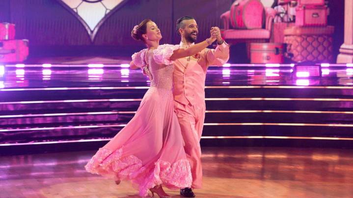 Utah influencer Whitney Leavitt earns first tens of the season on 'Dancing with the Stars'