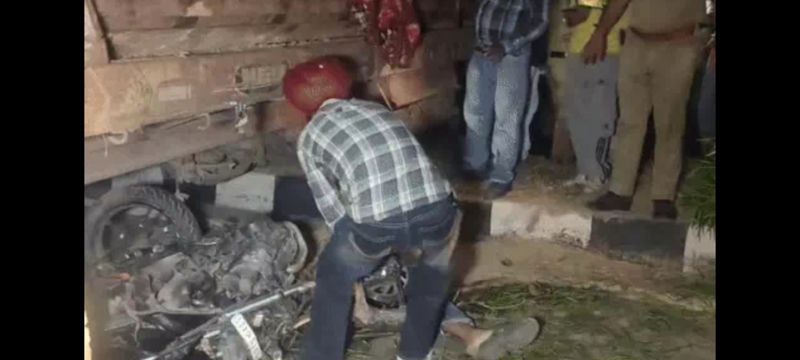 3 motorcycle riders run over by reversing truck trailer on flyover