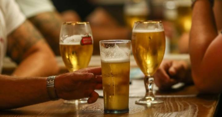 New two-hour rule for pubs in England set to be introduced