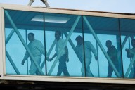 US Supreme Court lets Trump strip temporary status from Venezuelan migrants