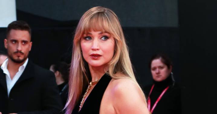 Jennifer Lawrence’s Backless Vintage Premiere Dress Is From the Archives