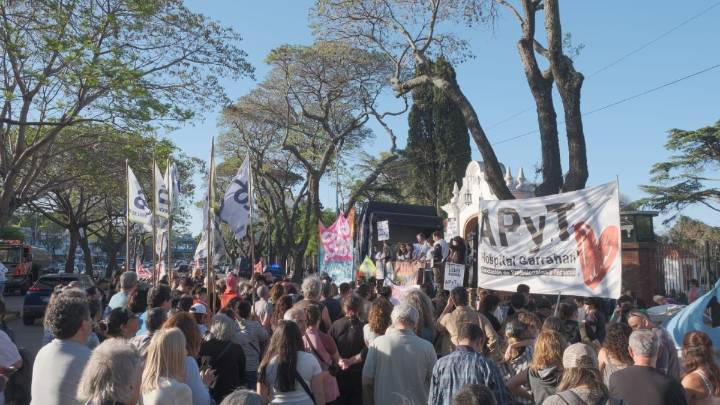 Trabajadores del Garrahan marcharon a la Quinta de Olivos
