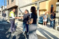 Regresan familias a sus casas al no presentar daños sus viviendas por incendio en Jardines de Santa Catarina