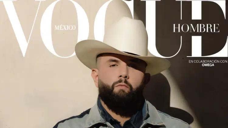 Carín León hace historia como primer artista regional en portada de Vogue México Hombre