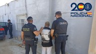 Desmantelan en El Ejido tres plantaciones interiores de marihuana y una nave con cocaína y armas de fuego