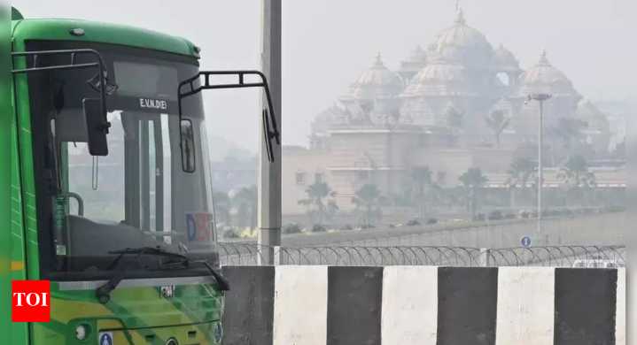 Post-Diwali smog alert: After crackers and light, Delhi AQI may breach ‘severe’ mark