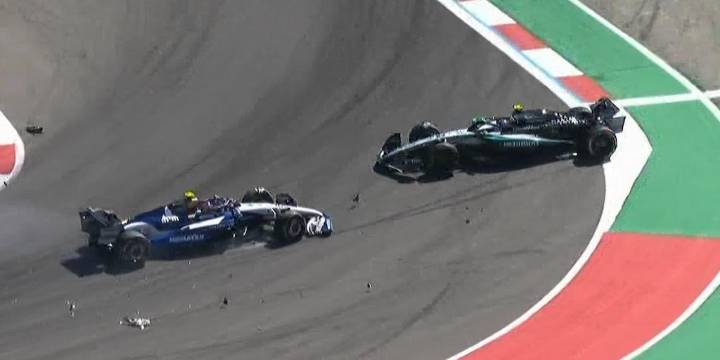 El fuerte choque entre Sainz y Antonelli que provocó la destemplada reacción del italiano: “¡Qué idiota!”