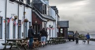 'Legendary' seaside inn is best pub in the Highlands - but getting there is 'petrifying'