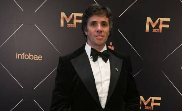Una figura de los Martín Fierro se la pudrió a Robertito
