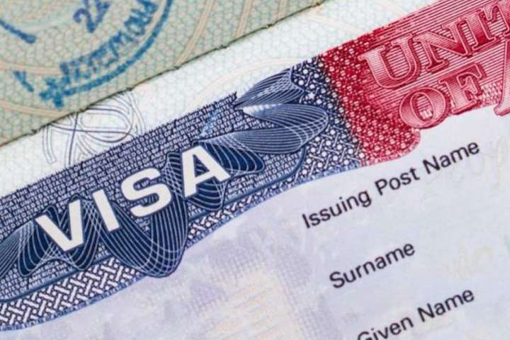 Venezolanos deberán tramitar visa estadounidense solo en Bogotá tras nueva normativa
