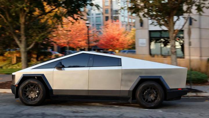 Tesla anuncia su décima llamada a revisión de sus Cybertrucks, retira más de 6,000 del mercado