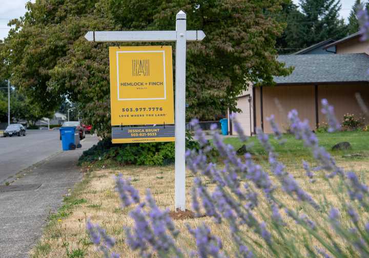 Clark County families have seen the median income rise over the past five years, says Census data