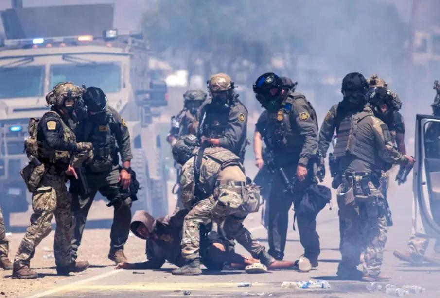 Diez migrantes mexicanos han muerto en 2025 tras redadas y bajo custodia del ICE en EEUU