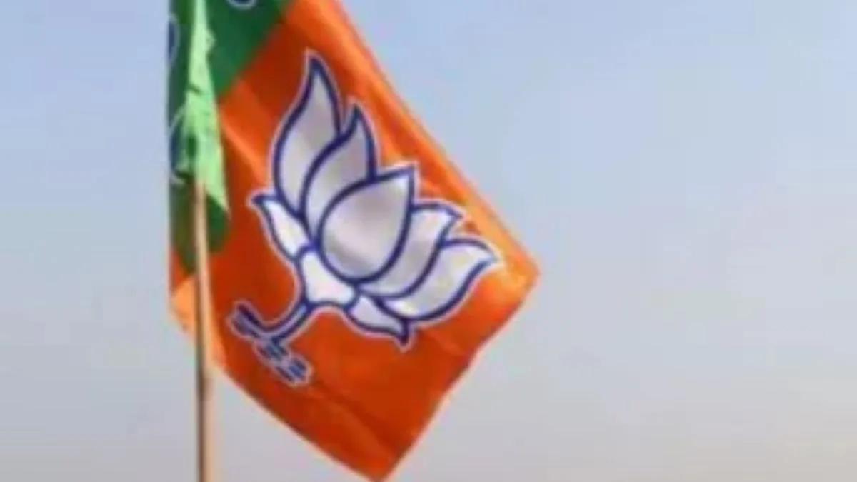 BJP breathes easy as rebel leader Rampal Meghwal withdraws from Anta by