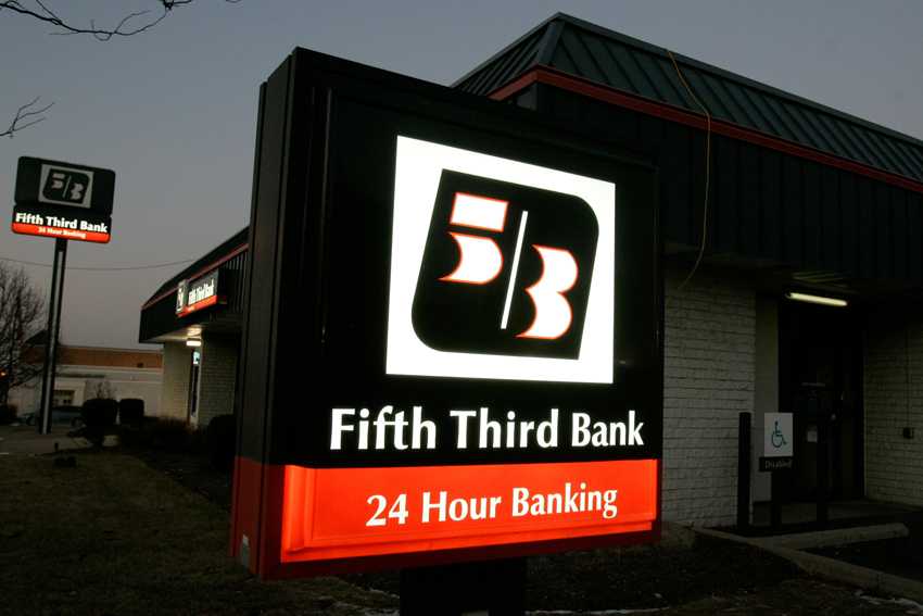 Fifth Third Bancorp to buy Comerica for $10.9 billion in tie