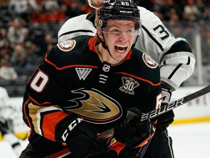 Anaheim Ducks sign Jackson LaCombe to big contract extension