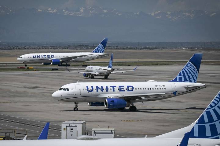 Plane Windshield Cracks Mid-Flight After Being Struck by Object