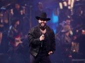 Carín León, el ídolo del regional mexicano, contó cuál es “su talento más grande” y reveló quiénes estarán en su nuevo álbum de música country