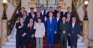 Gobernadores regionales respaldan mandato de transición tras reunión con José Jerí