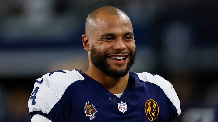 Meet Dak Prescott's stunning fiancée and two children