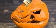 This Is the Best Time to Carve a Pumpkin for Halloween