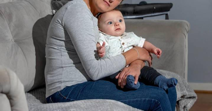 Mum left fighting for life and placed into two comas after giving birth by C