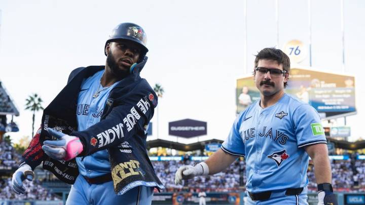 Yesavage, Vlady Jr. y Azulejos, a un triunfo de ganar la Serie Mundial tras vencer 6