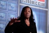 El Supremo impide de momento que Trump destituya a Lisa Cook como gobernadora de la Fed