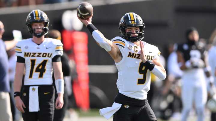 Beau Pribula injury update: Missouri football QB carted off field at Vandy