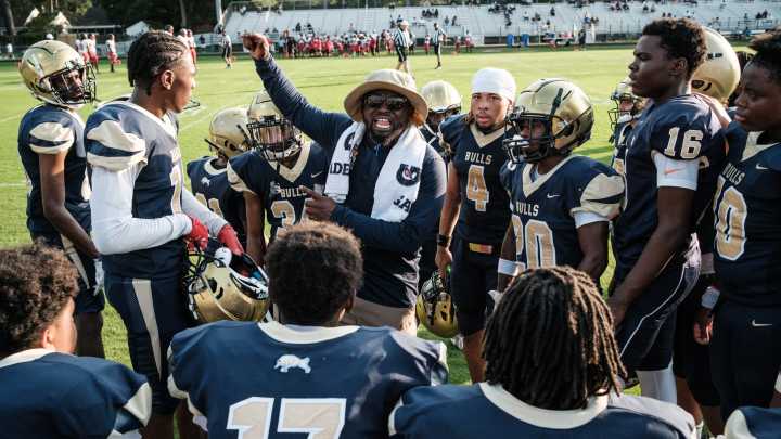 Fayetteville football coaches offer support to E.E. Smith community