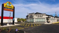 Roosters to reopen Olentangy River Road location after yearlong closure