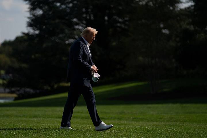 'Never Going to Let It Go’: Trump’s Golf Day Takes an Awkward Turn As He Starts Venting to Friends About Being Mistreated, Their Reactions Say It All