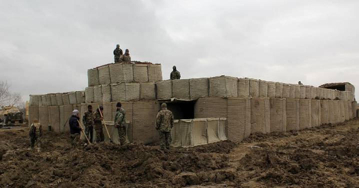Firefights erupt between Pakistani and Afghan forces along the border