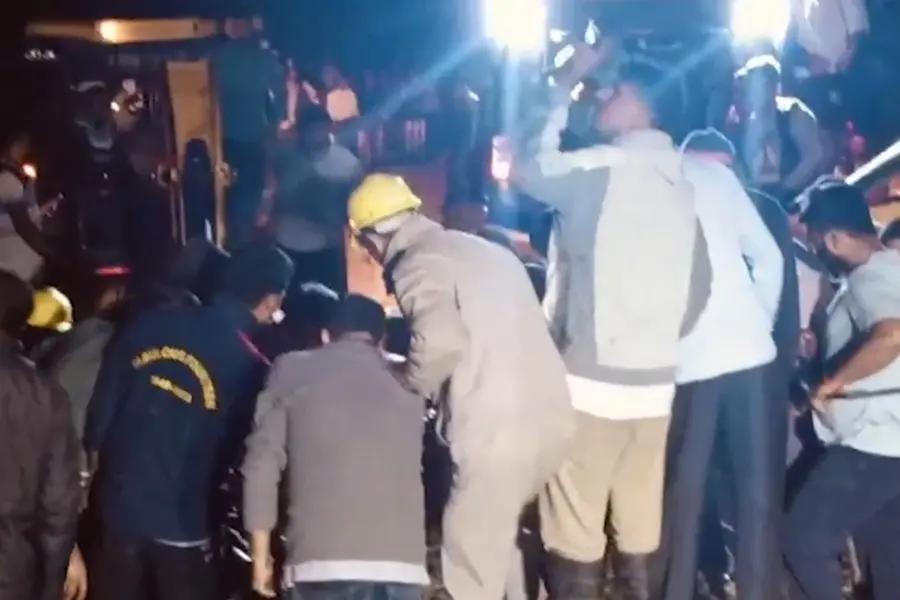 At least 15 killed as landslide hits bus in Himachal’s Bilaspur