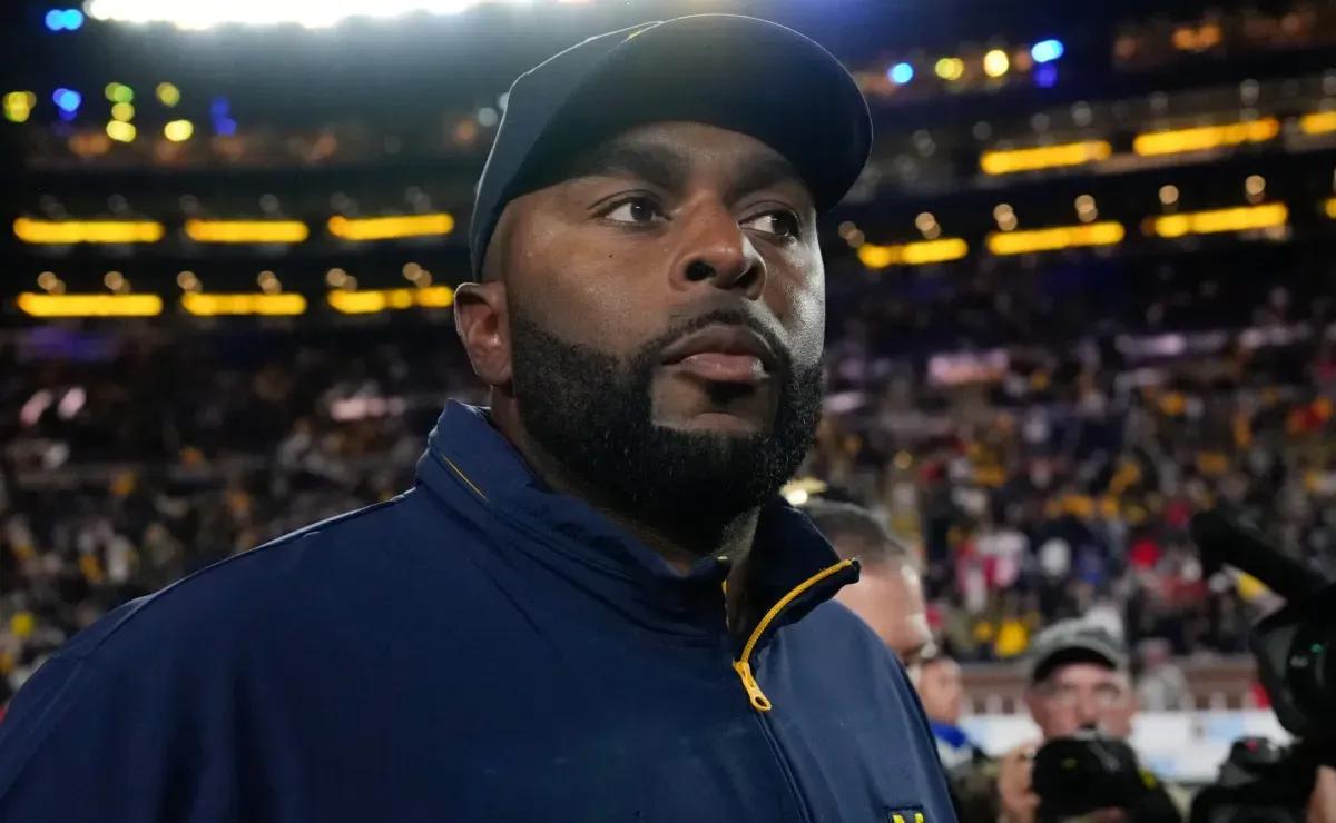 Sherrone Moore turns heads with strong self-critique after Wolverines’ ugly loss to USC
