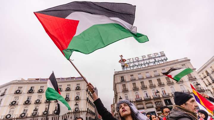Carlos Arévalo, experto en política, analiza el acuerdo de paz entre Israel y Palestina: "El desarme de Hamás es clave"