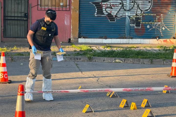 Lo que se sabe de la balacera en Pedro Aguirre Cerda que afectó a pasajeros de bus del sistema RED: “Se investiga un homicidio frustrado”