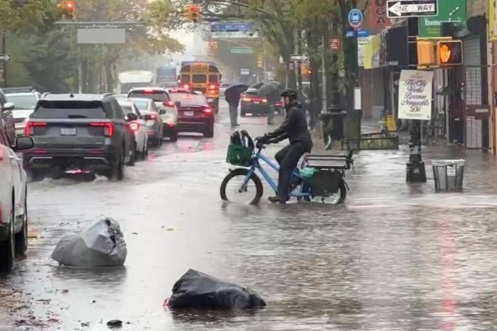 Dos personas mueren por inundaciones en la Ciudad de Nueva York durante fuerte tormenta