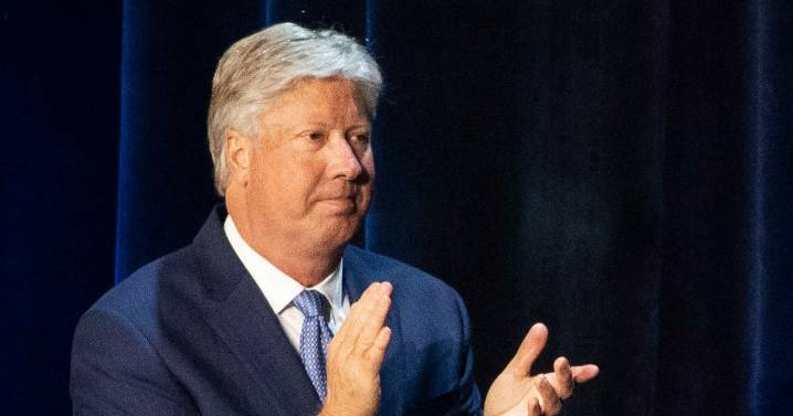Robert Morris, a former Trump campaign spiritual adviser, pleads guilty to child sex abuse