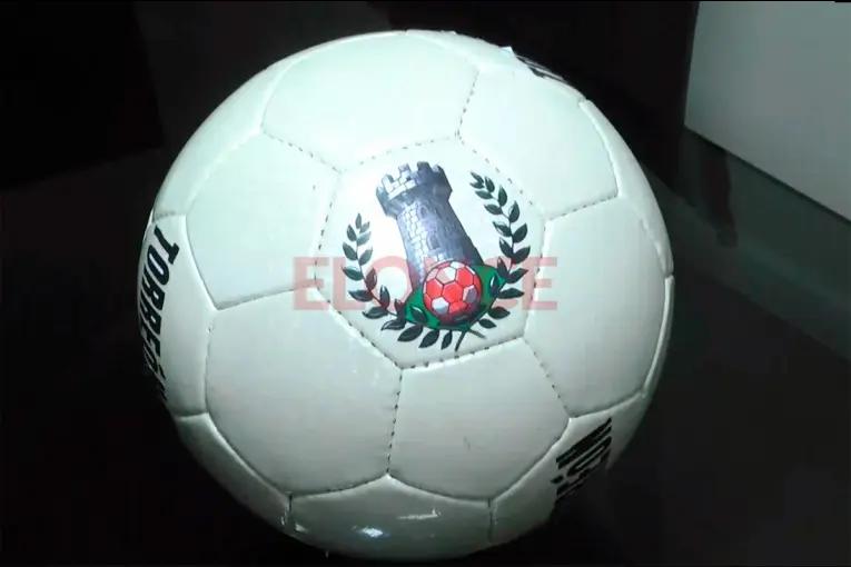 Las características de “Torreón”, la pelota que se fabrica en las cárceles de Entre Ríos