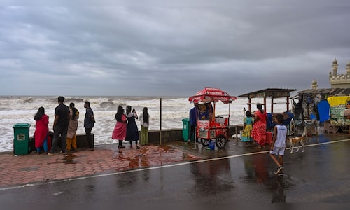 Weather alert: IMD forecasts favourable monsoon withdrawal, heavy rainfall in Kerala, Tamil Nadu