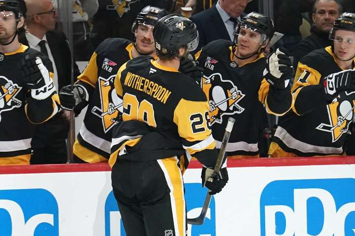 NHL roundup: Crosby reaches another career milestone as Penguins beat Blues 6