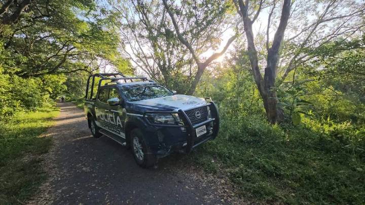 Localizan cuerpo de hombre en el río Cuautla, en colonia Pablo Torres Burgos