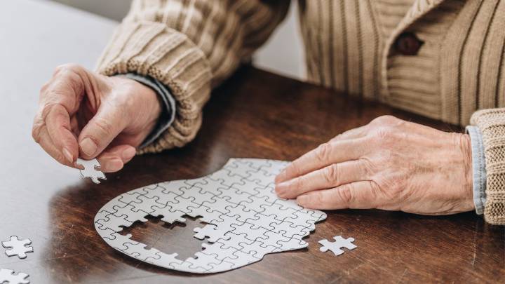 Video | Desmontando mitos: los 4 mitos más comunes sobre el Alzheimer - Canal 1