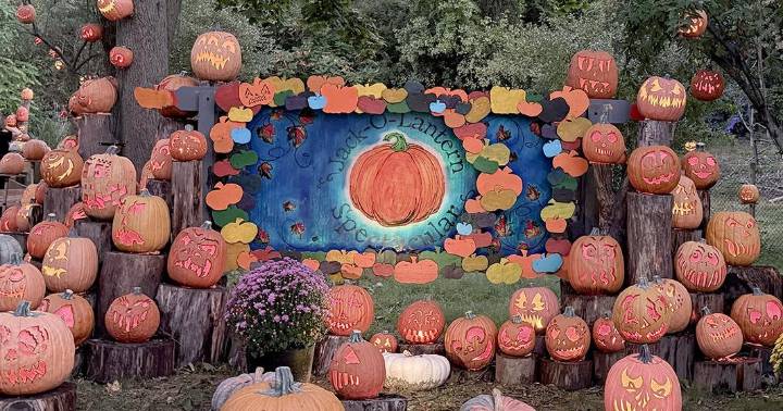 RWP Zoo's Jack-O-Lantern Spectacular brings trivia back for a second year
