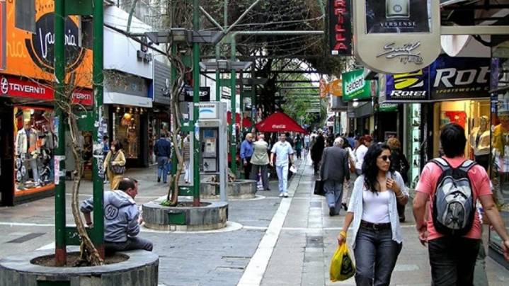 Feriado por el "Día del Respeto a la Diversidad Cultural": cómo serán los servicios este 10 de octubre