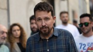 Pablo Iglesias, desatado contra Ayuso: "¡Habría que ponerle las esposas y a la cárcel!"